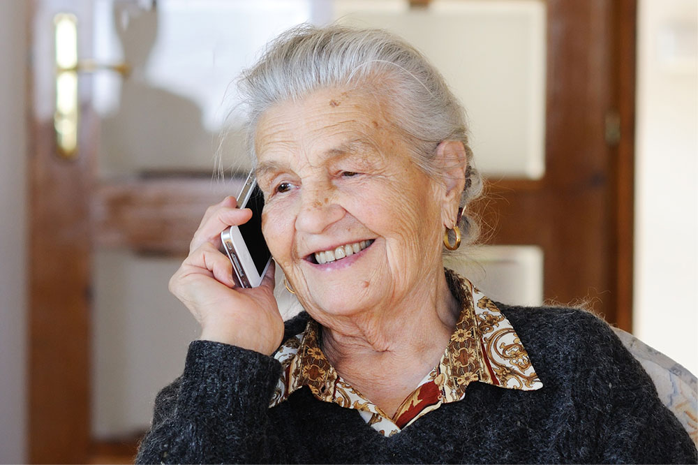 4 best phone plans for senior citizens