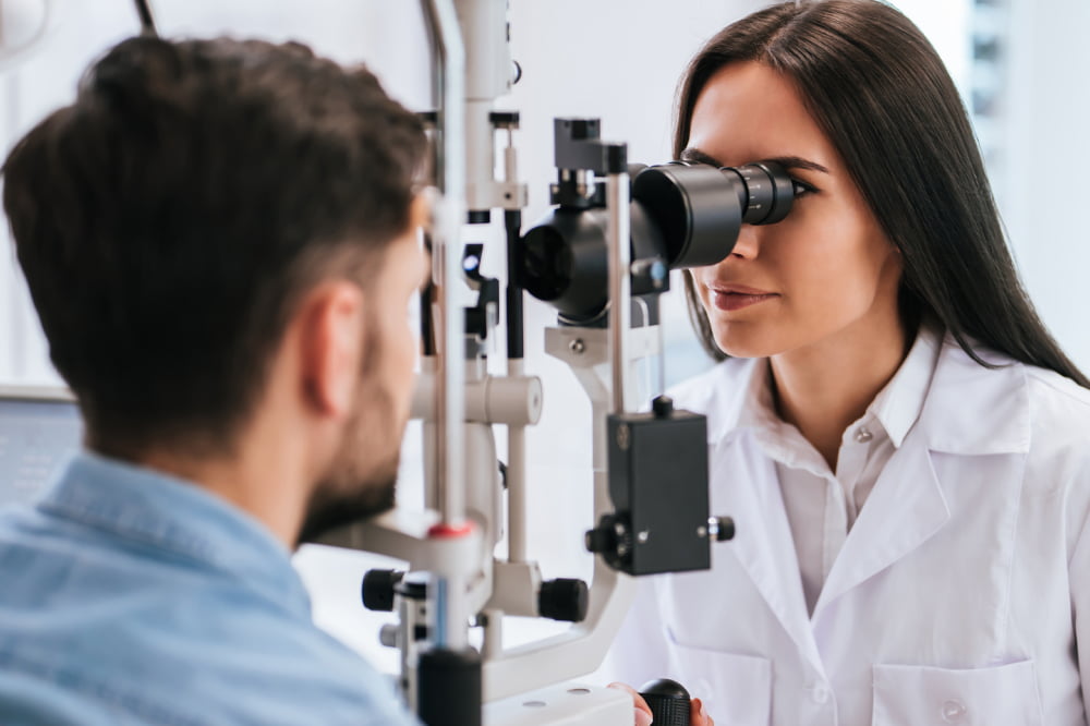 7 tips for choosing the best ophthalmologist nearby