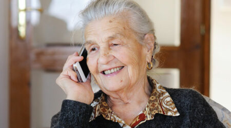 4 best phone plans for senior citizens