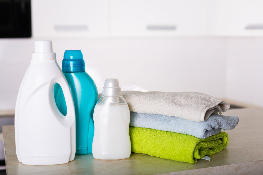 Here&#8217;s what to know about the components of laundry detergents