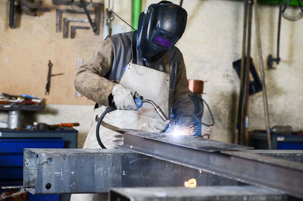 9 types of protective gear for safety at workplace