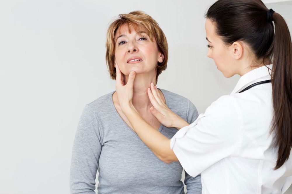 Hashimoto&#8217;s thyroiditis &#8211; Causes, symptoms, and management